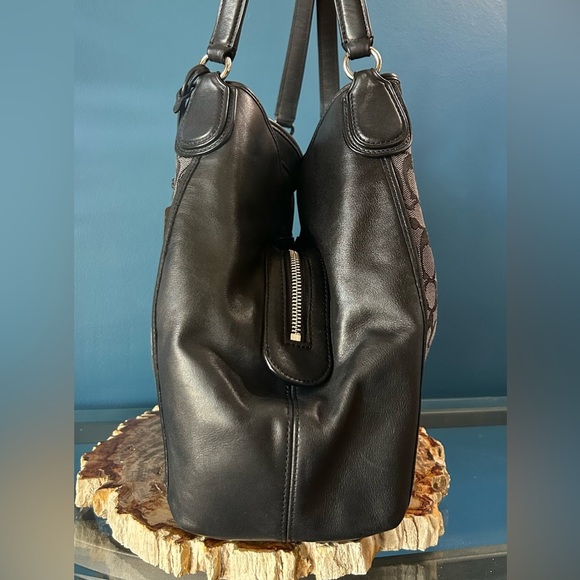 Coach Edie Signature Jacquard Hobo Shoulder Bag 33523 EUC - Picture 13 of 17